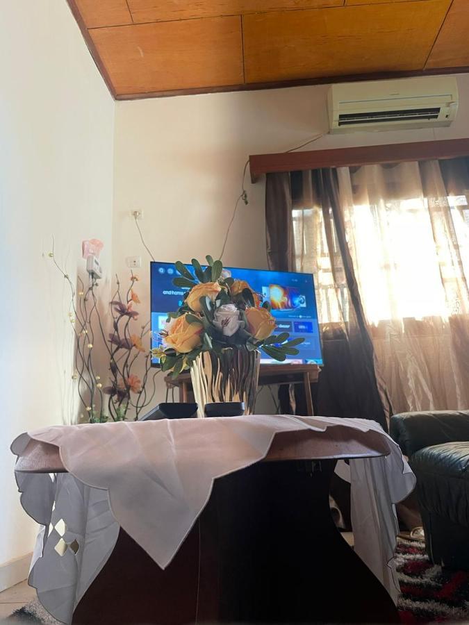Km'S Cozy Spacious Calm Appart Meuble Yaoundé Esterno foto