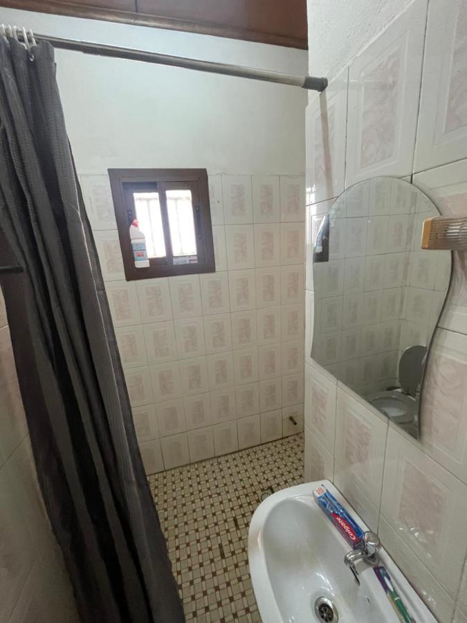 Km'S Cozy Spacious Calm Appart Meuble Yaoundé Esterno foto